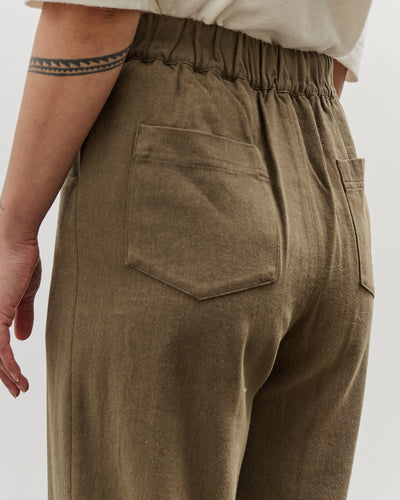 7115 by Szeki Signature Curved Leg Trouser, Olive