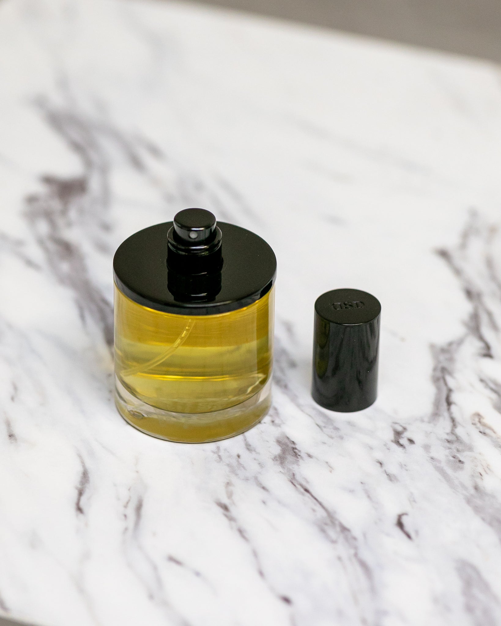 D.S. & Durga Perfume, Bowmakers bottle detail