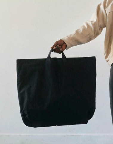 MAN-TLE R0B5 Wax Bag, Black