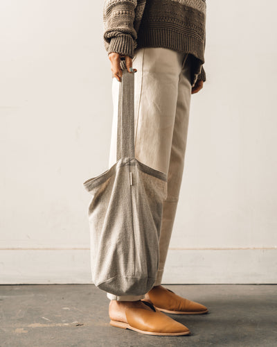 7115 Signature Carry All Bag, Oatmeal