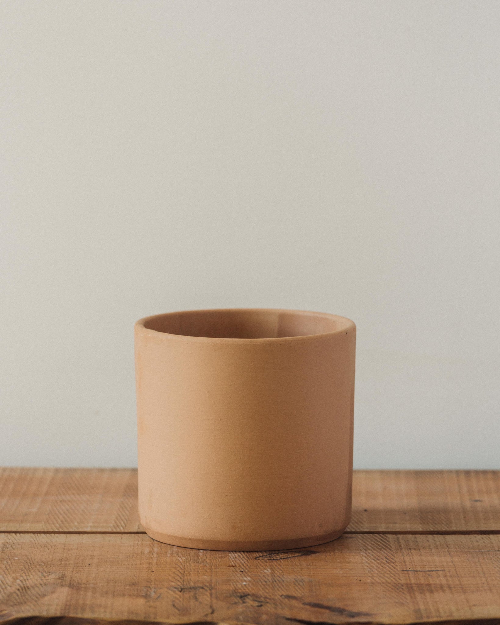 Modern Cylinder Pot, Buff Terra Cotta