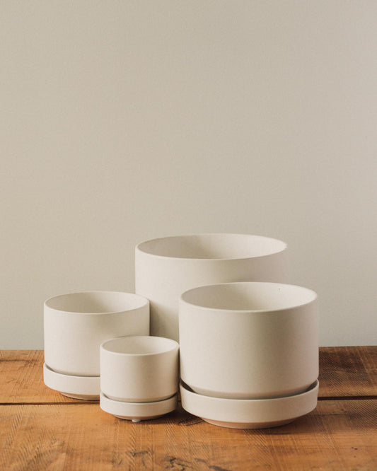 Round Two Pot, White
