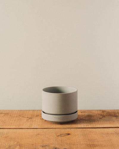 Round Two Pot, Grey
