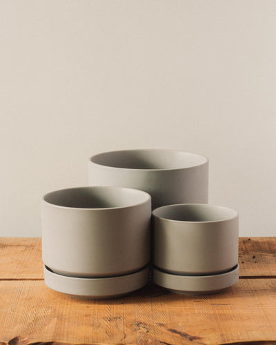Round Two Pot, Grey