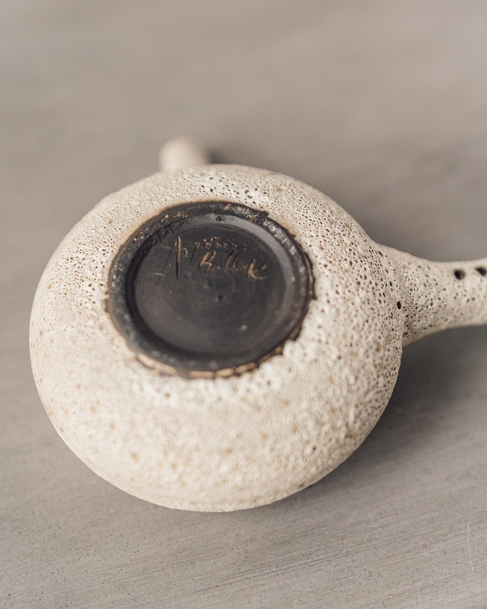 Ayame Bullock Textured Teapot, White