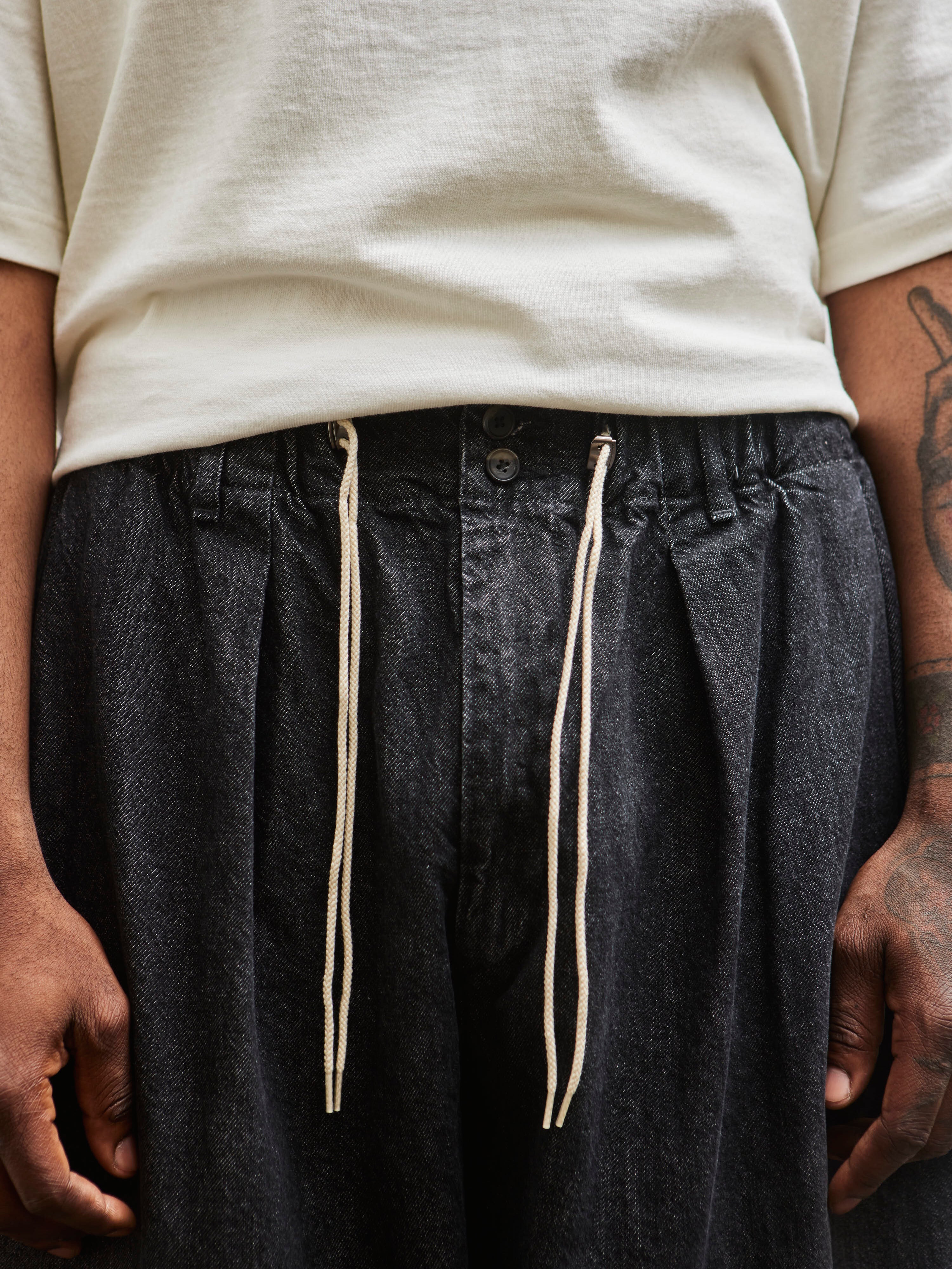 Sillage Circular Pants, Denim Washed Black – Glasswing