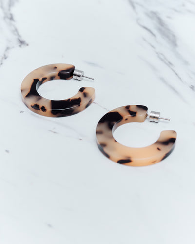 Machete Kate Hoops in Blonde Tortoise