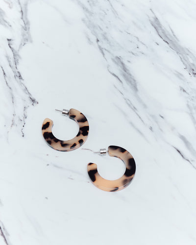 Machete Kate Hoops in Blonde Tortoise