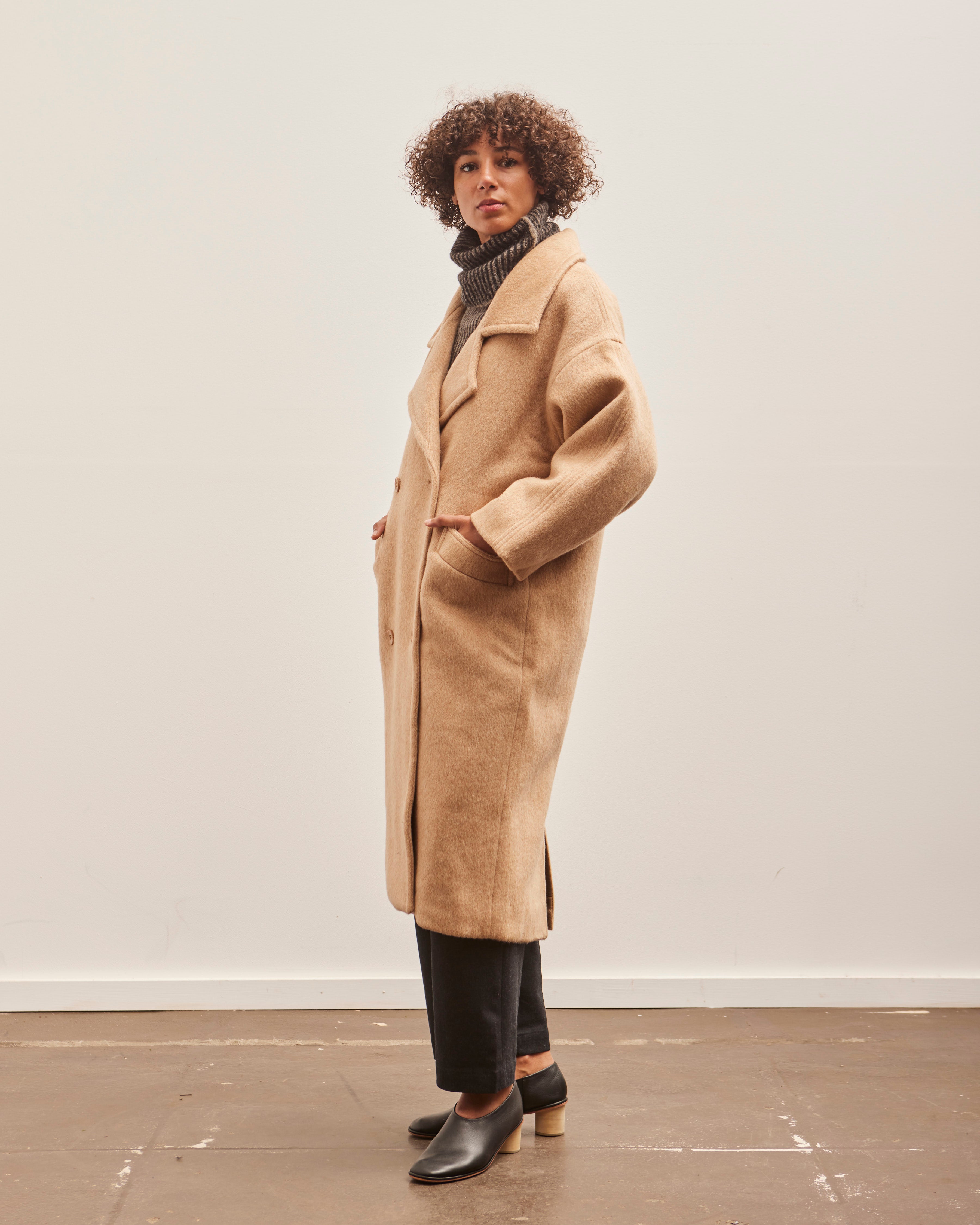 Light camel wool coat hotsell