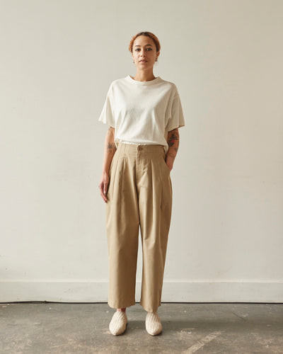 7115 Pleated Trouser, Tan