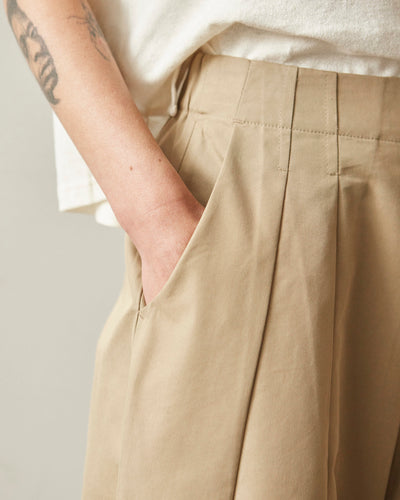 7115 Pleated Trouser, Tan