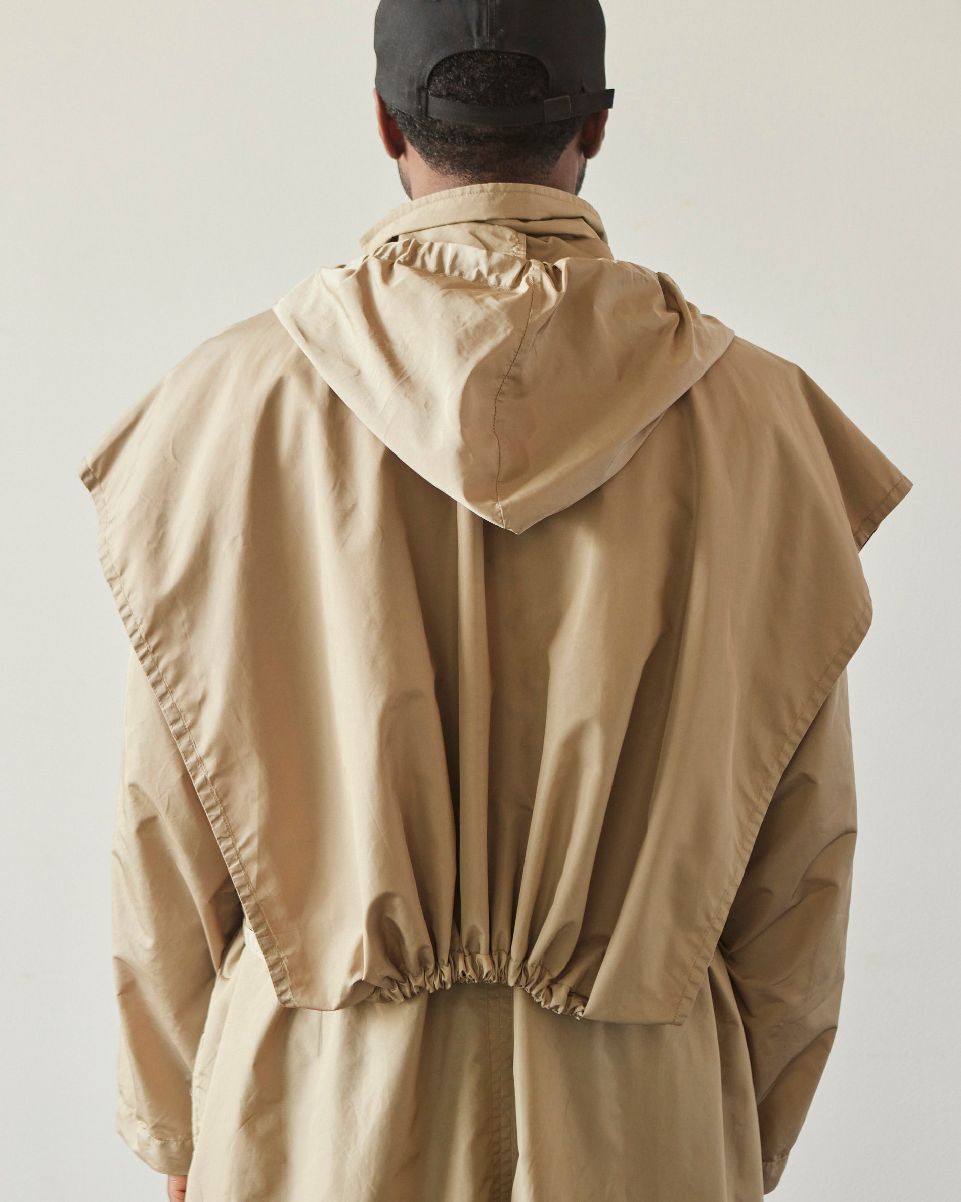 犬服・アクセサリー HAINU DRAWSTRING RAINCOAT - BROWN DRAWSTRING RAINCOAT - KHAKI | HAINU -おしゃれなドッグウェア