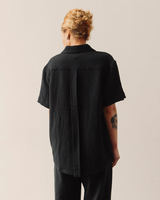 7115 Signature Pocket Shirt, Black