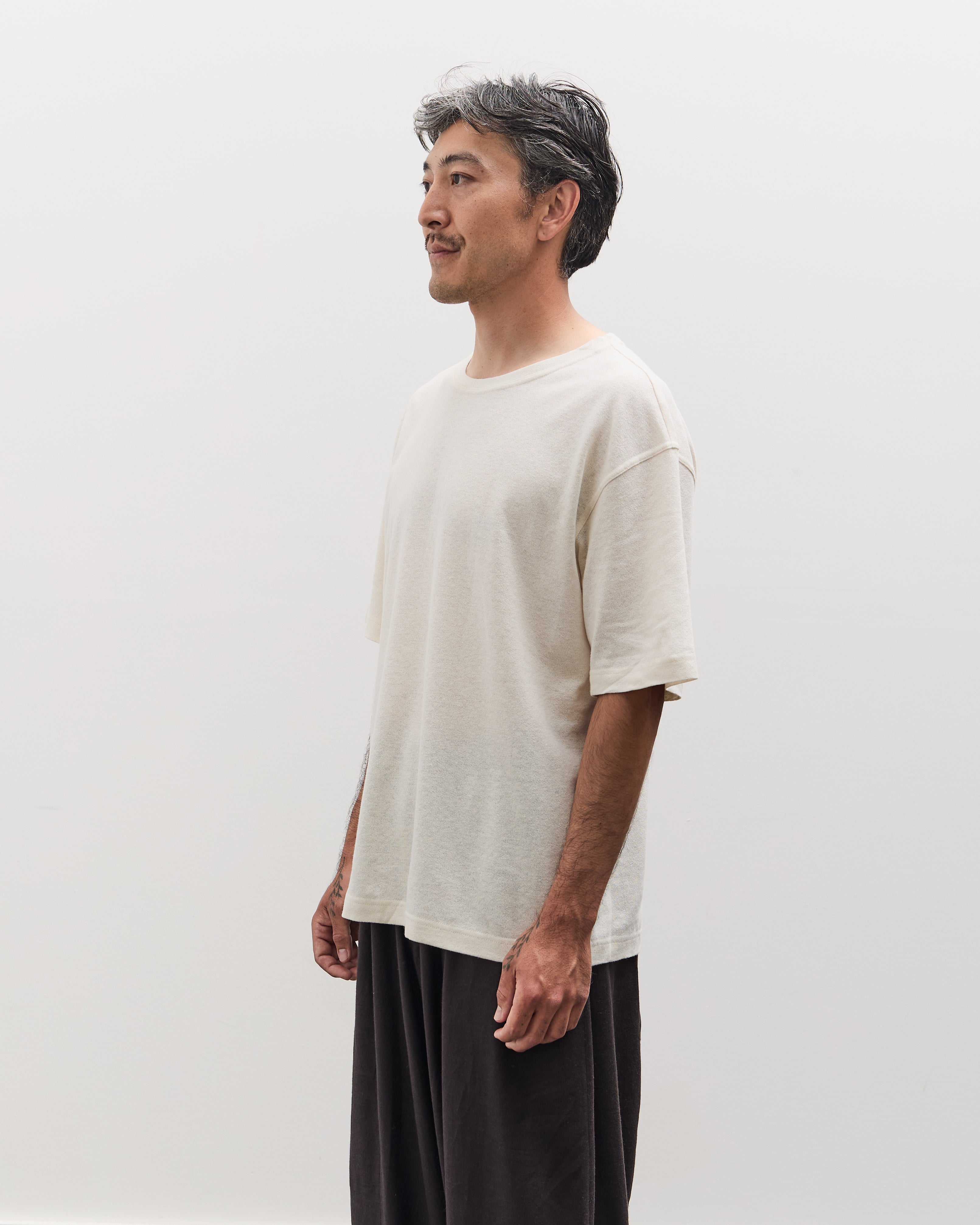 7115 Unisex Signature Everyday Tee, Off-White – Glasswing