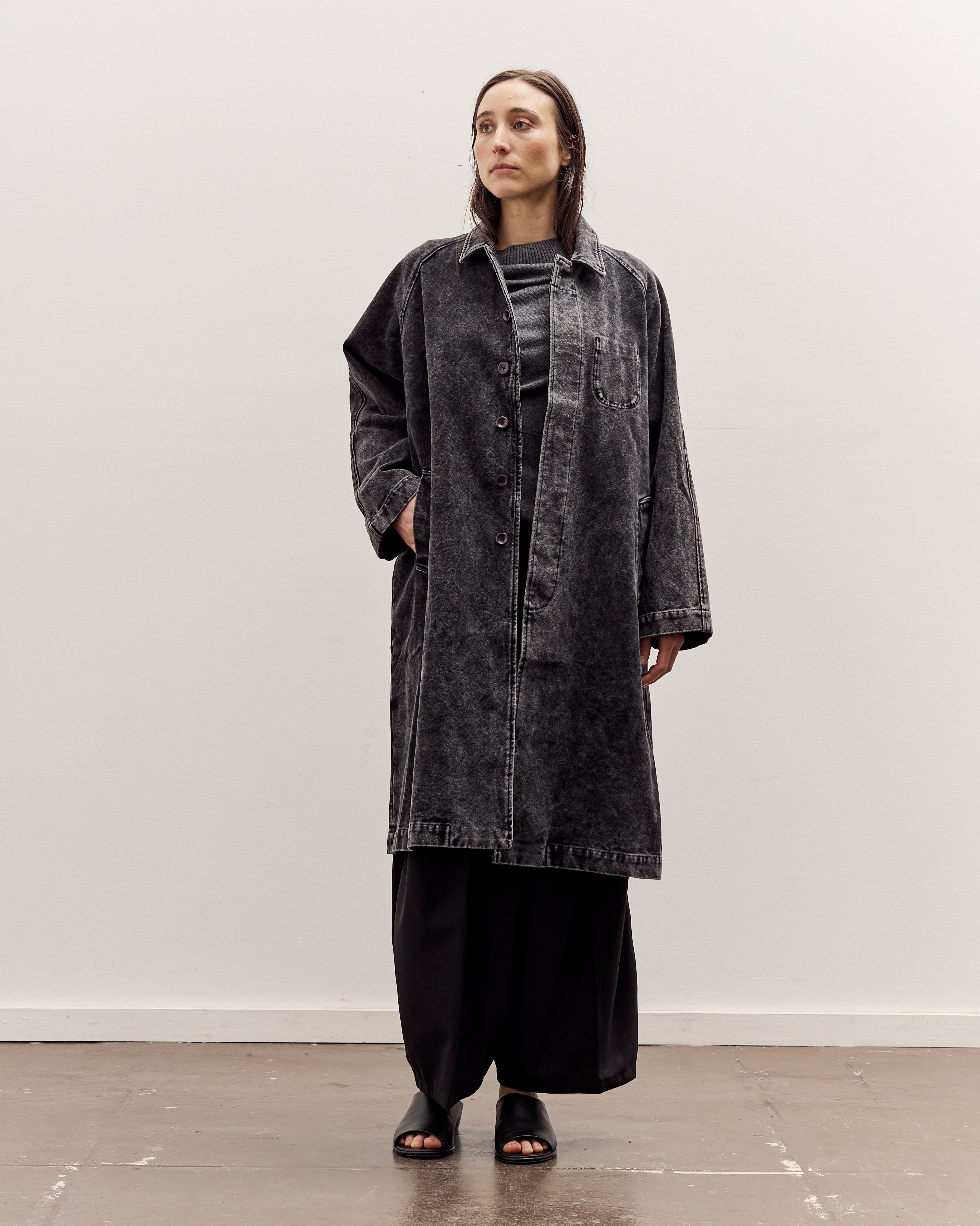 7115 by Szeki Fall Duster, Spotted Washed Black – Glasswing