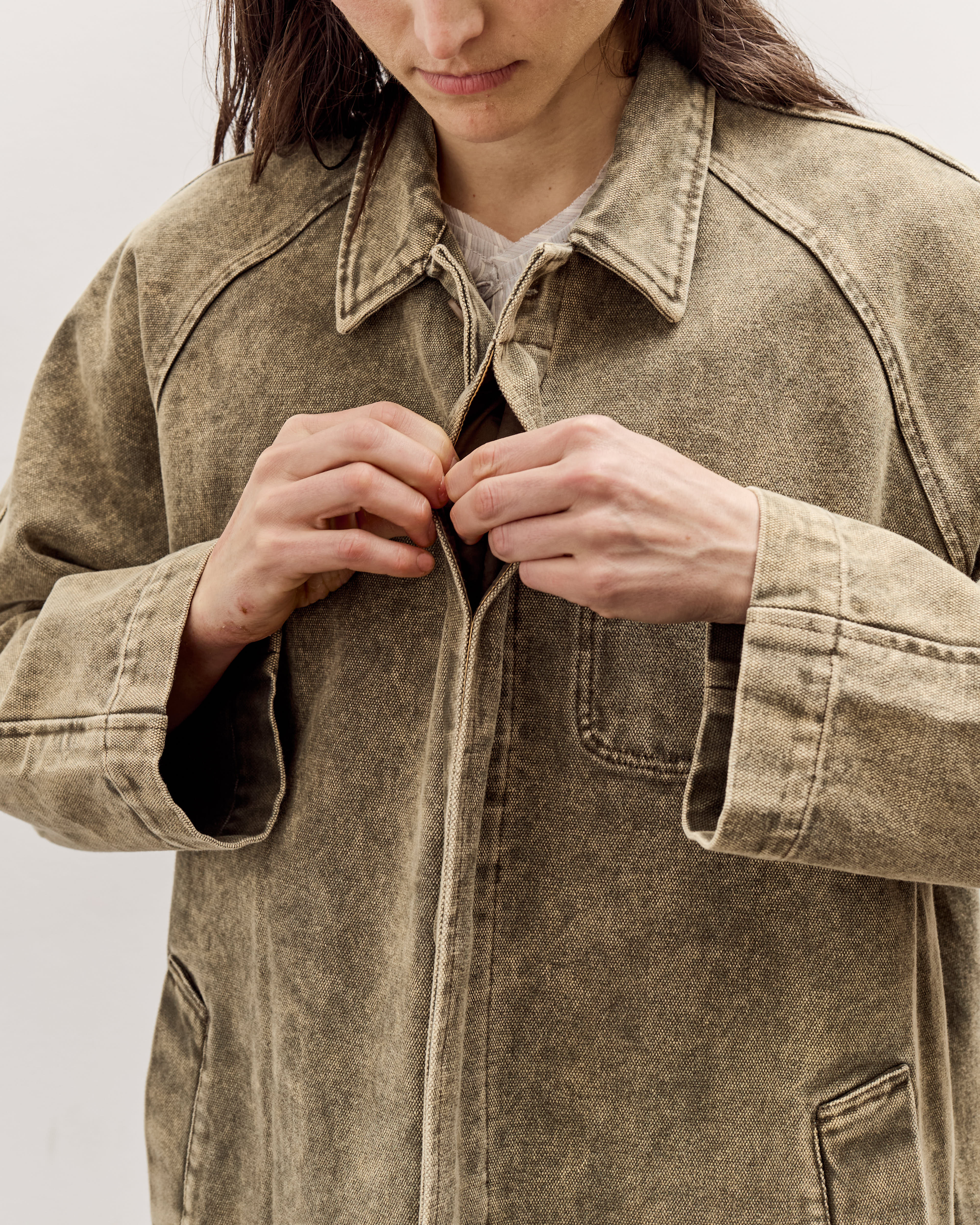 7115 by Szeki Fall Duster, Spotted Washed Olive – Glasswing