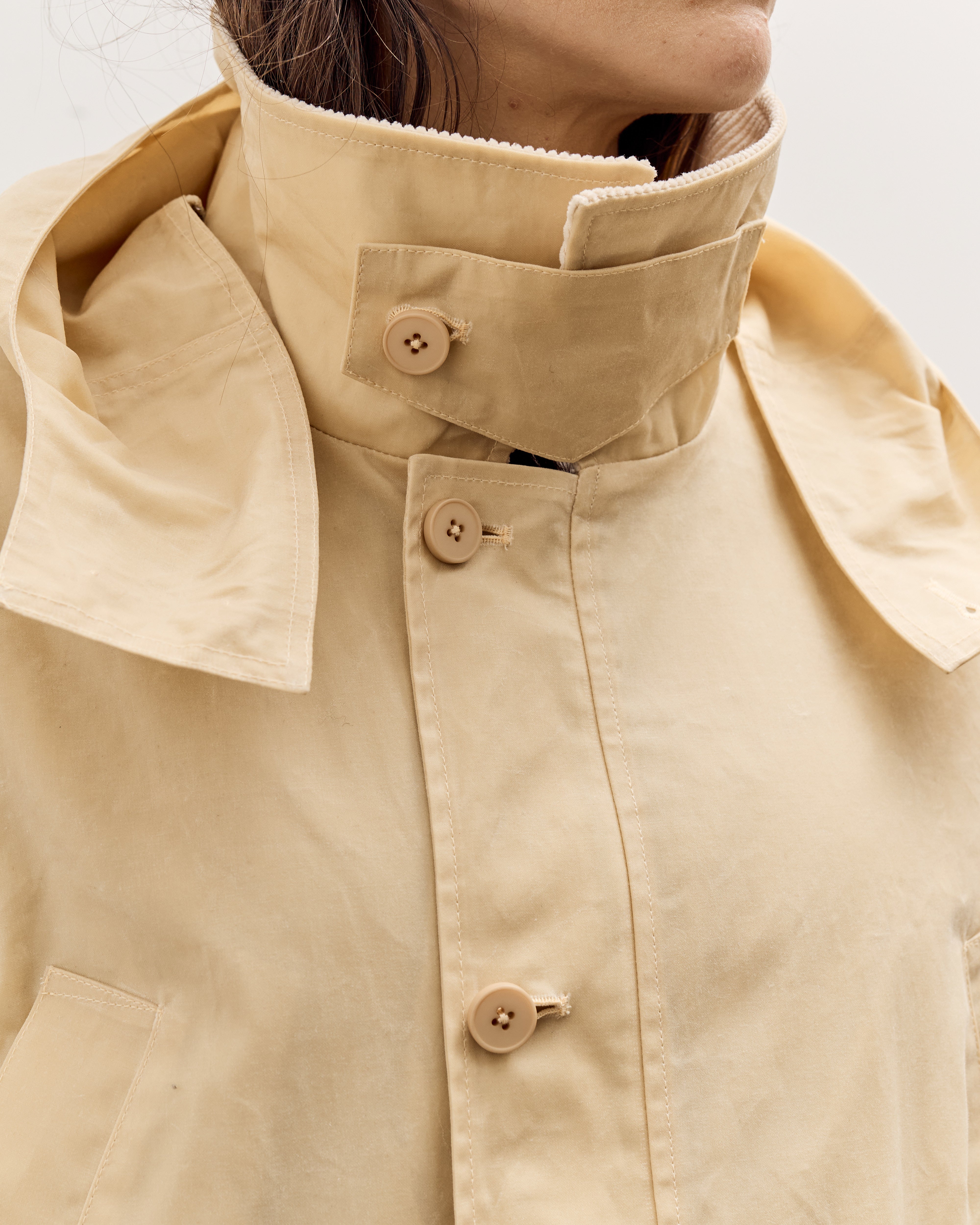 7115 by Szeki Hunting Jacket, Buttermilk – Glasswing