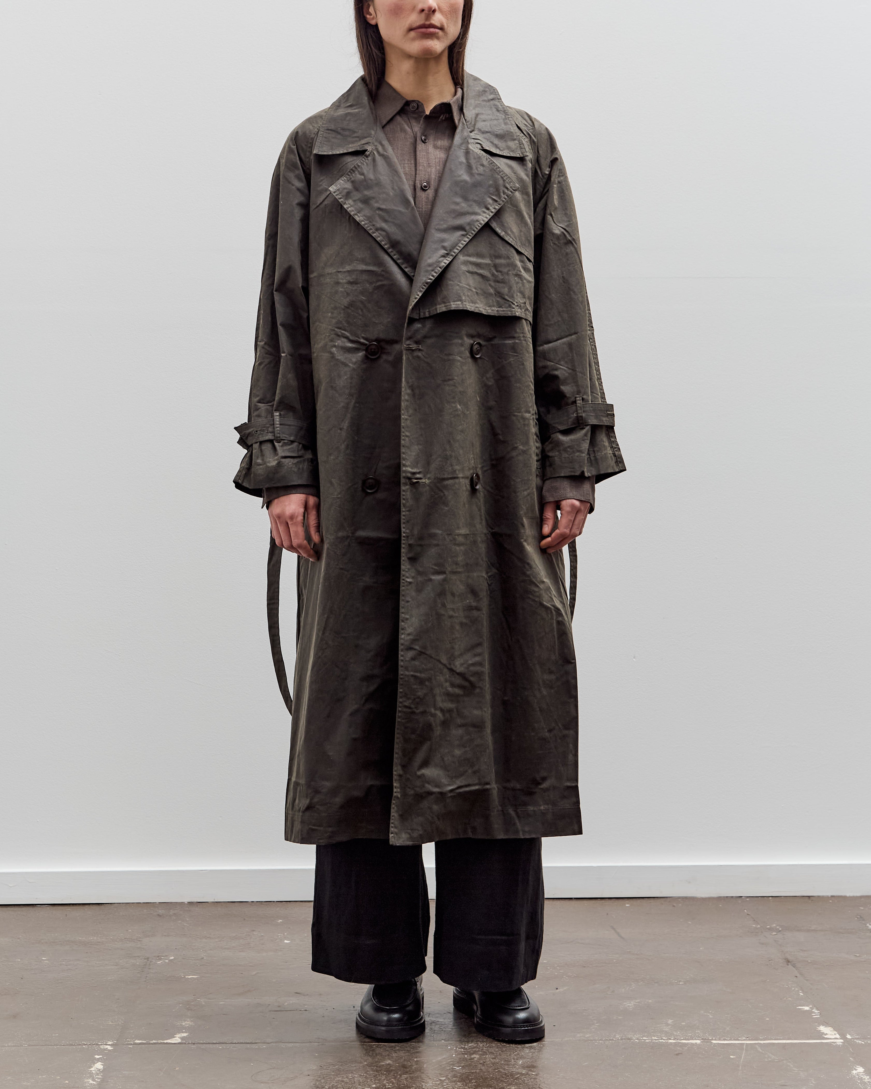 7115 by Szeki Long Rain Trench, Waxed Edition, Deep Olive – Glasswing