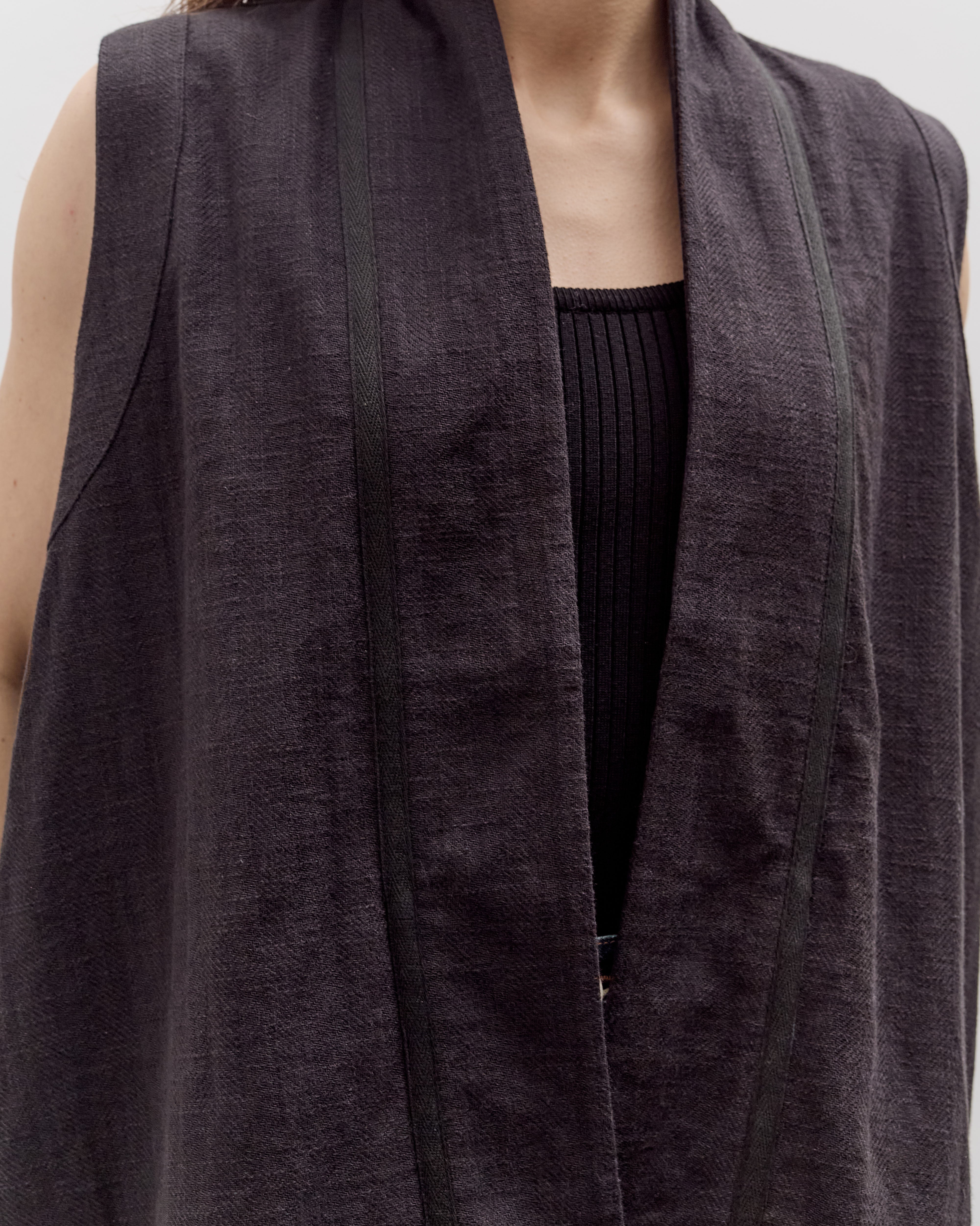 Reversible Vest, Black – Glasswing