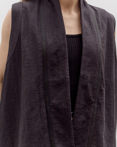 7115 by Szeki Reversible Vest, Black