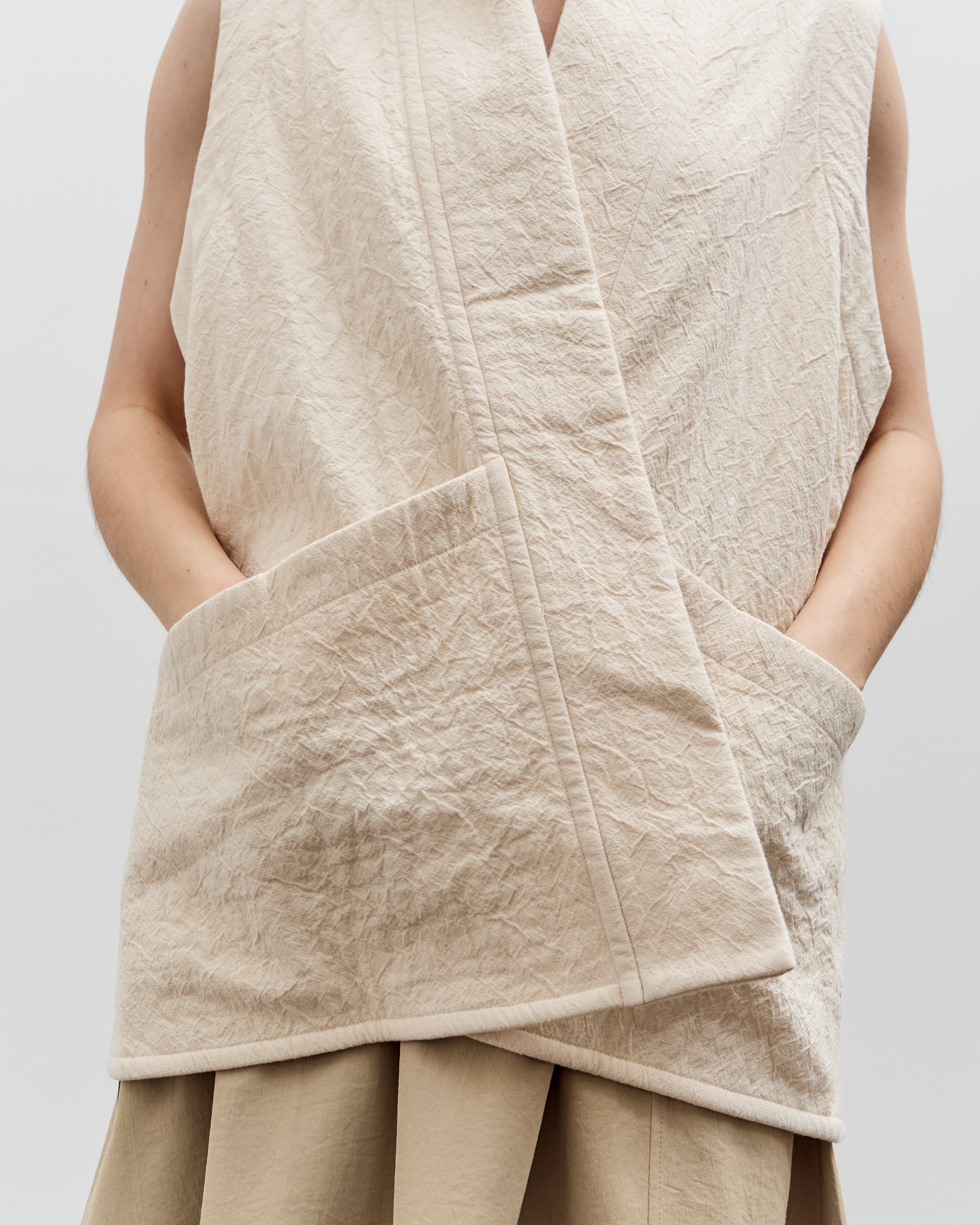 Reversible Vest, Bone White – Glasswing