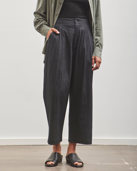 7115 by Szeki Signature Pleated Trouser, Faded Black