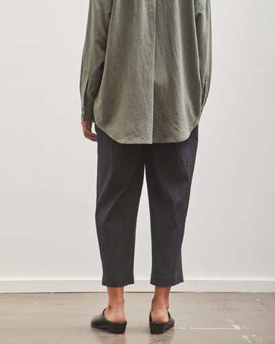 7115 by Szeki Signature Pleated Trouser, Faded Black