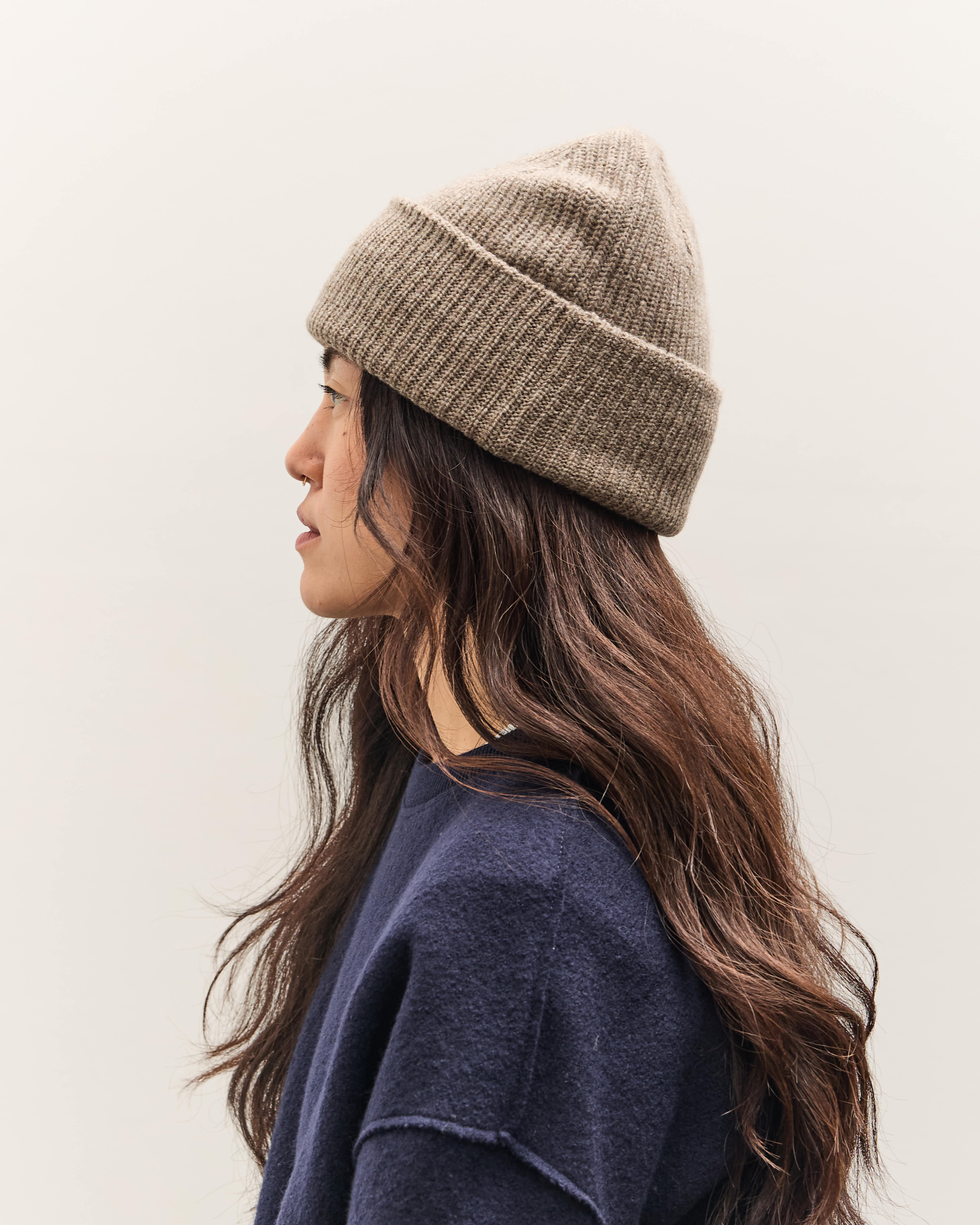 7115 by Szeki Signature Yak Beanie, Taupe – Glasswing