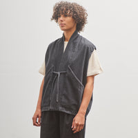 7115 by Szeki Sumo Vest, Faded Black