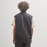 7115 by Szeki Sumo Vest, Faded Black