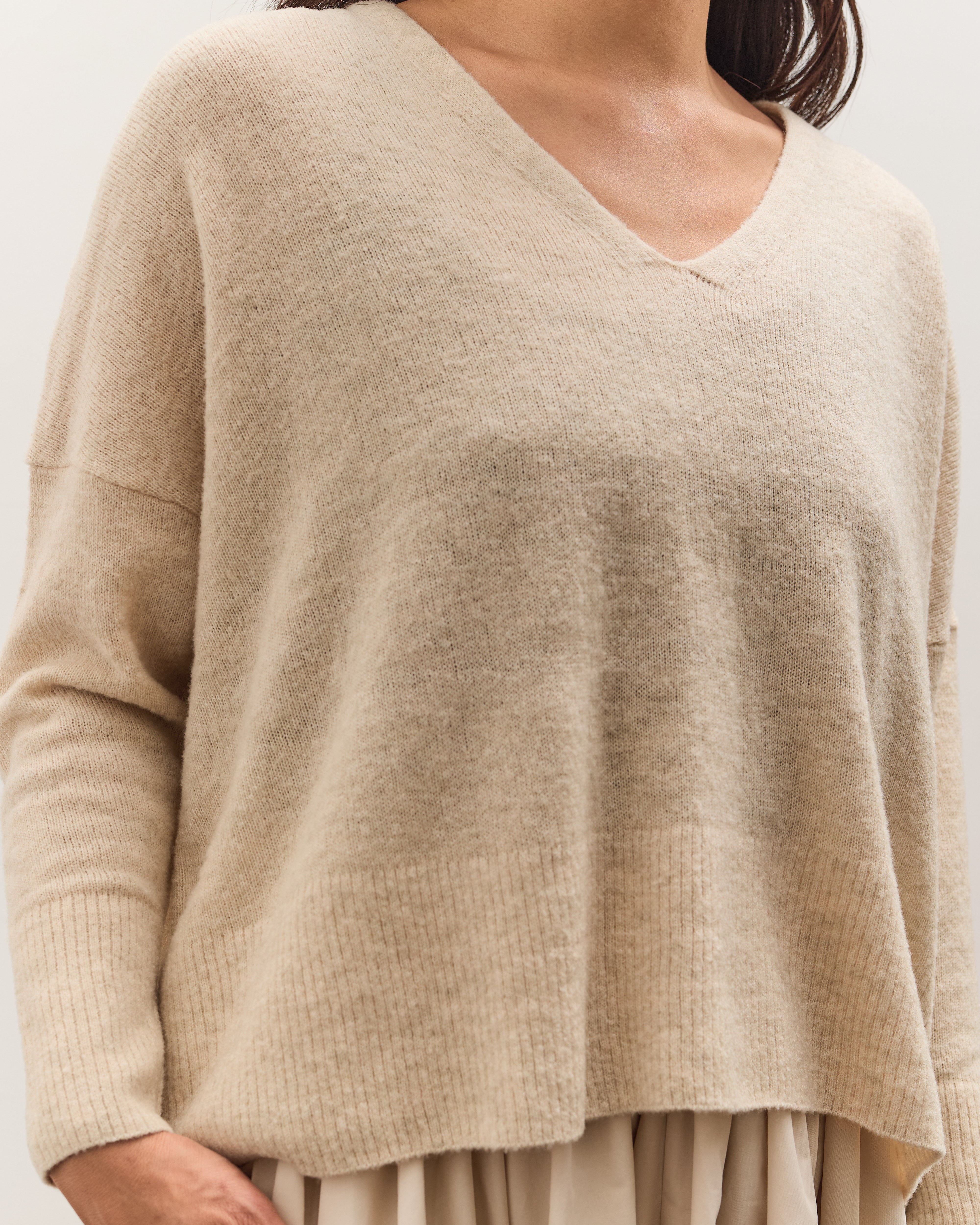 7115 by Szeki V-Neck Sweater, Sand Beige – Glasswing