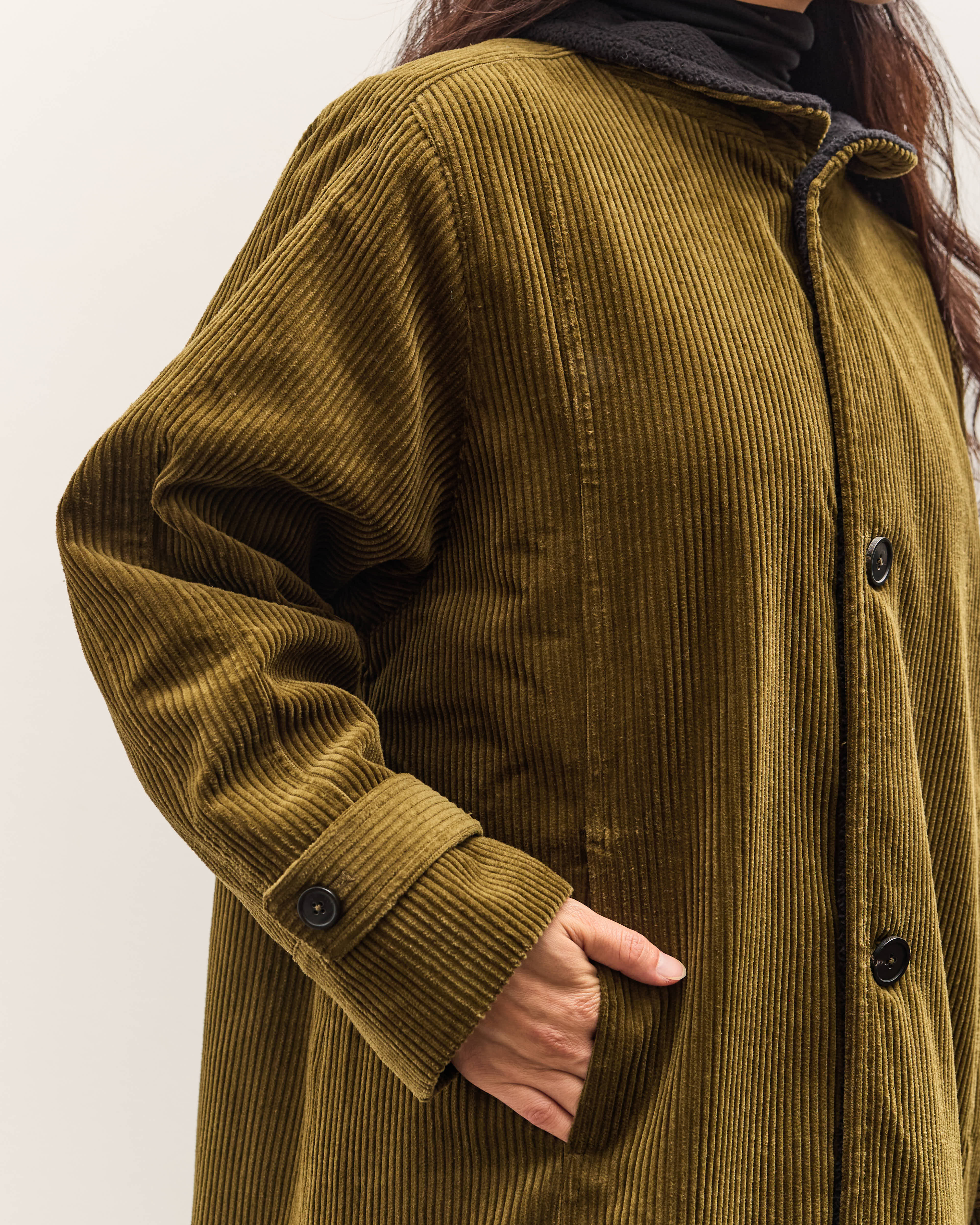 7115 by Szeki Padded Corduroy Fleece Coat, Deep Olive – Glasswing 7115 by Szeki Padded Corduroy Fleece Coat, Deep Olive – Glasswing