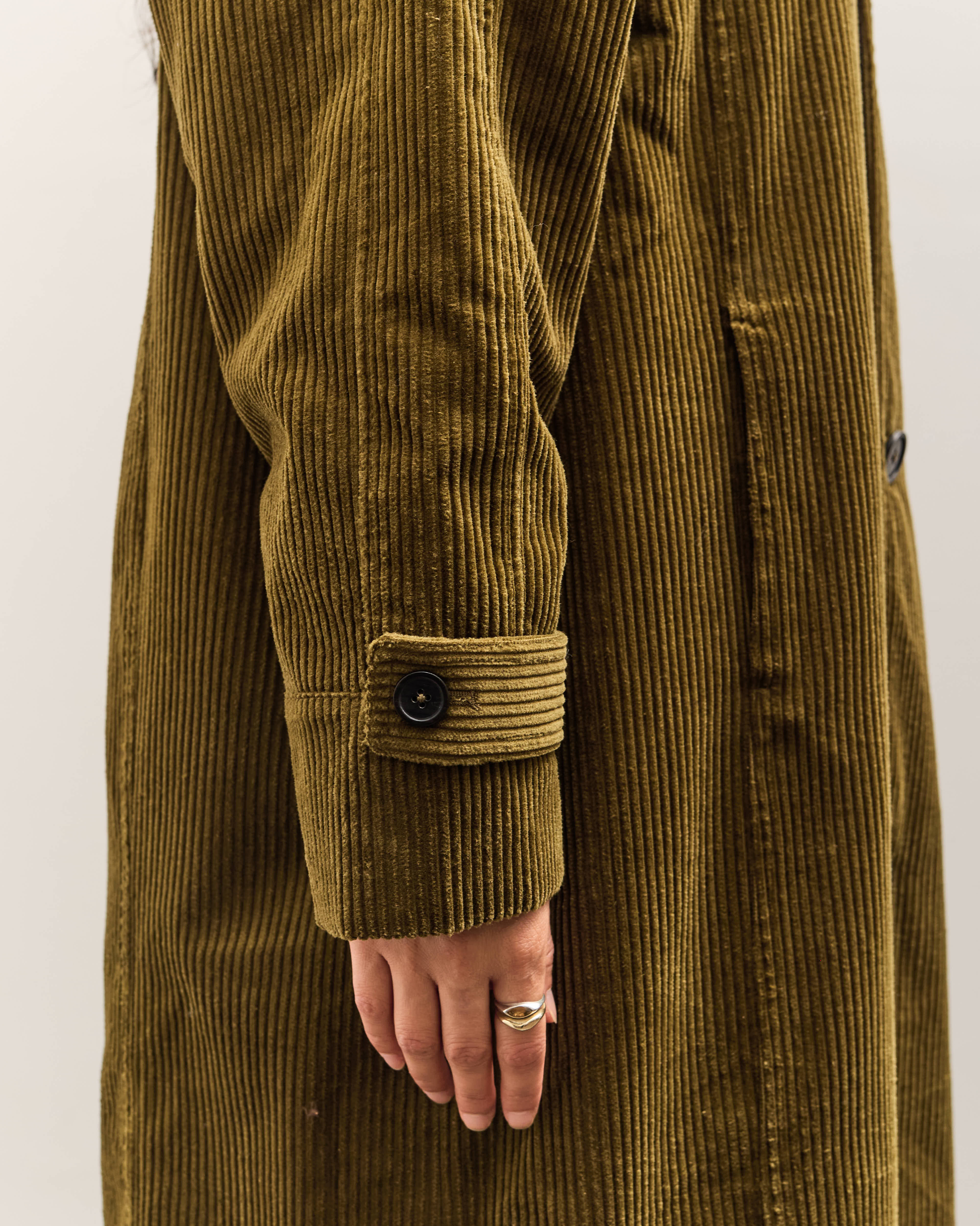 7115 by Szeki Padded Corduroy Fleece Coat, Deep Olive – Glasswing