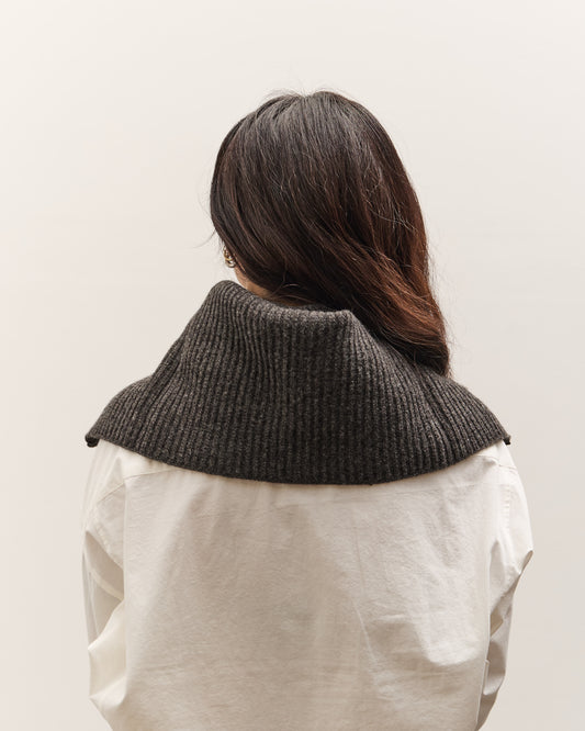 7115 by Szeki Yak Collar, Charcoal
