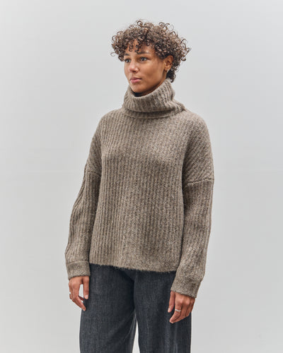 7115 by Szeki Chunky Turtleneck, Umber