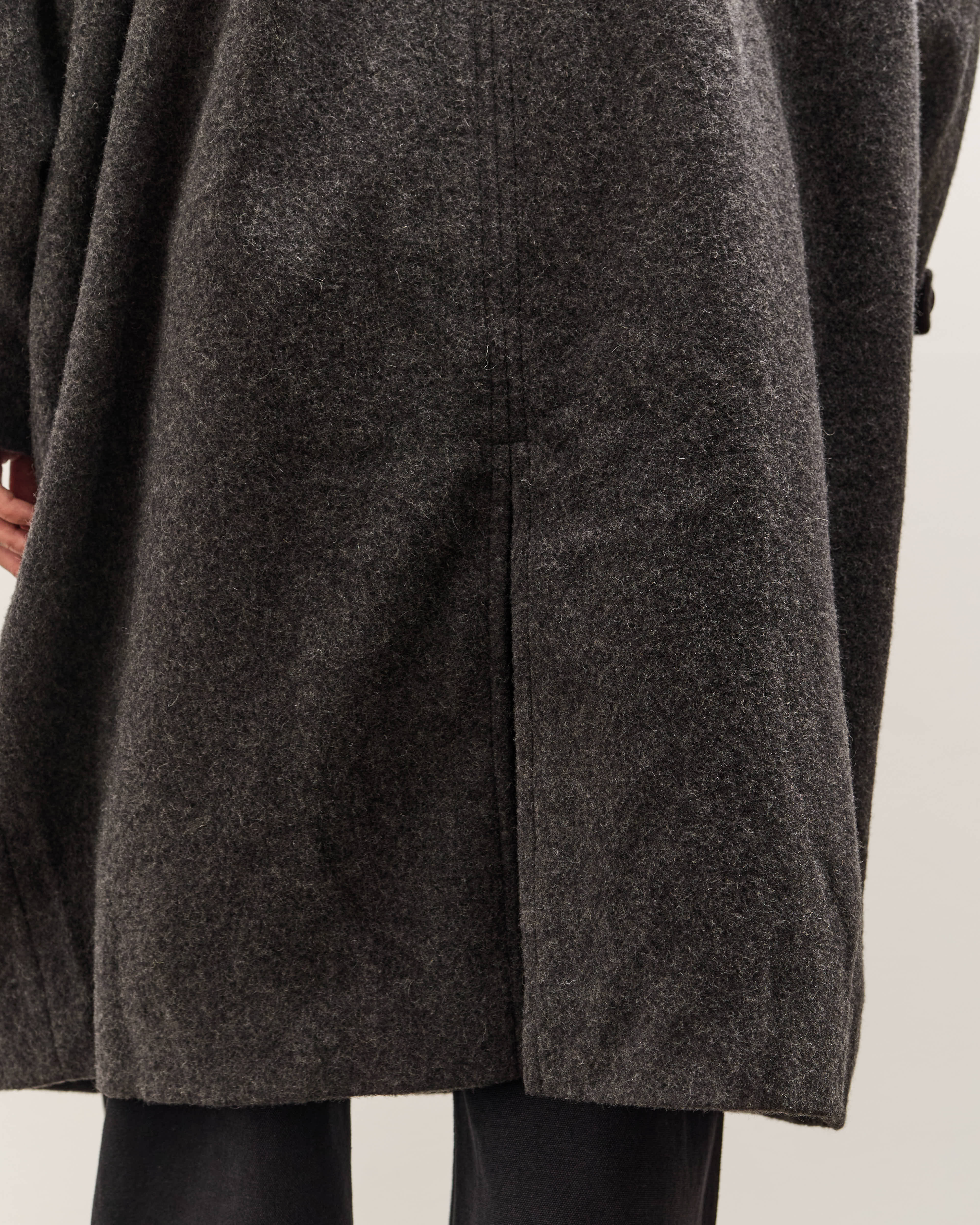 7115 by Szeki Cuffed Wool Coat Unisex, Heathered Taupe – Glasswing