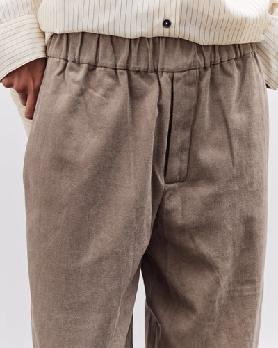 7115 by Szeki Signature Brushed Twill Elastic Pull-Up Trouser, Umber