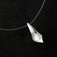 Agmes Mini Calla Pendant, Sterling Silver