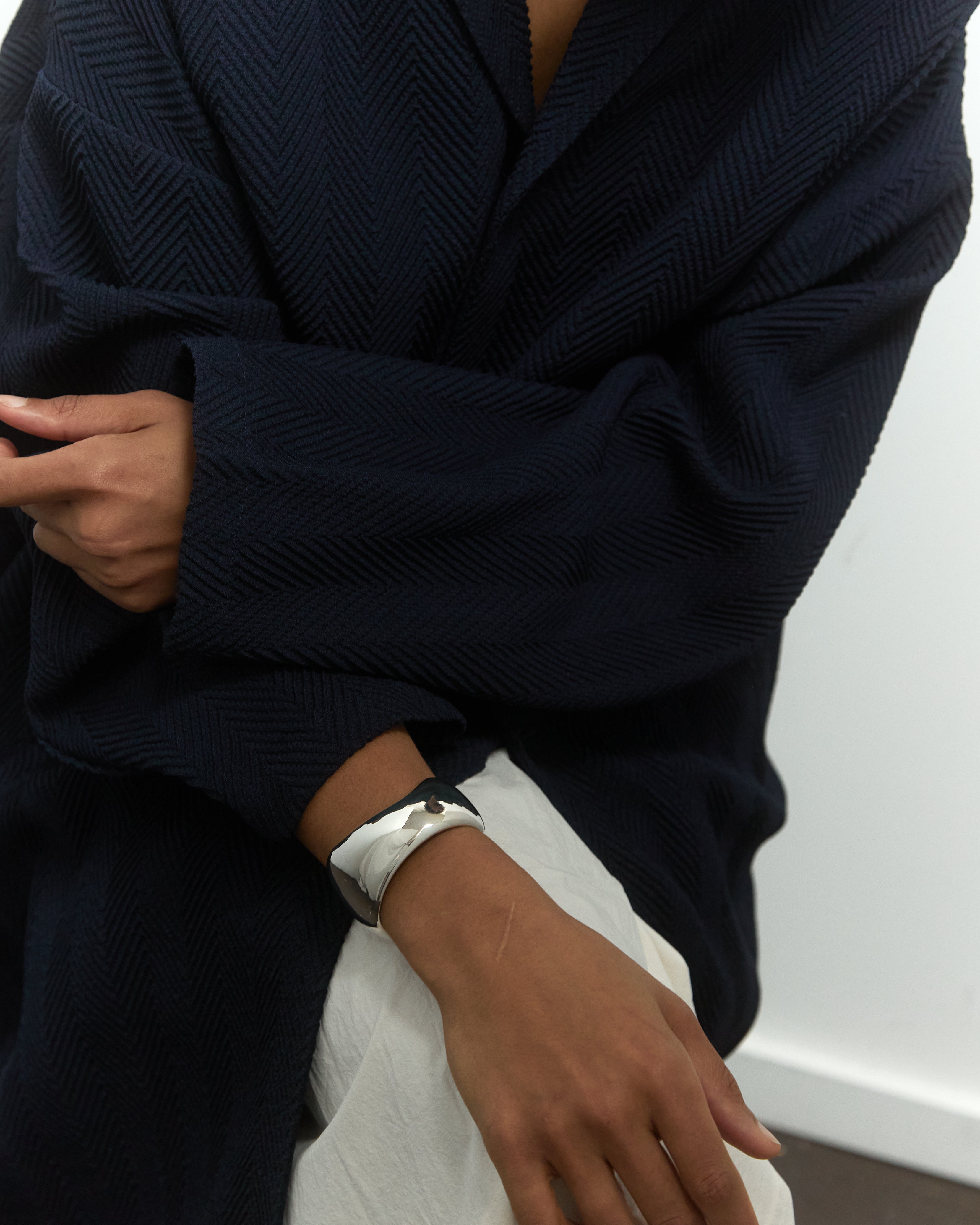 ＜ AGMES＞ JEAN CUFF バングル　定価137500円 Agmes Jean Cuff, Sterling Silver – Glasswing