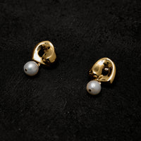 Agmes Sandra Earrings