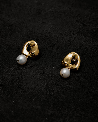 Agmes Sandra Earrings