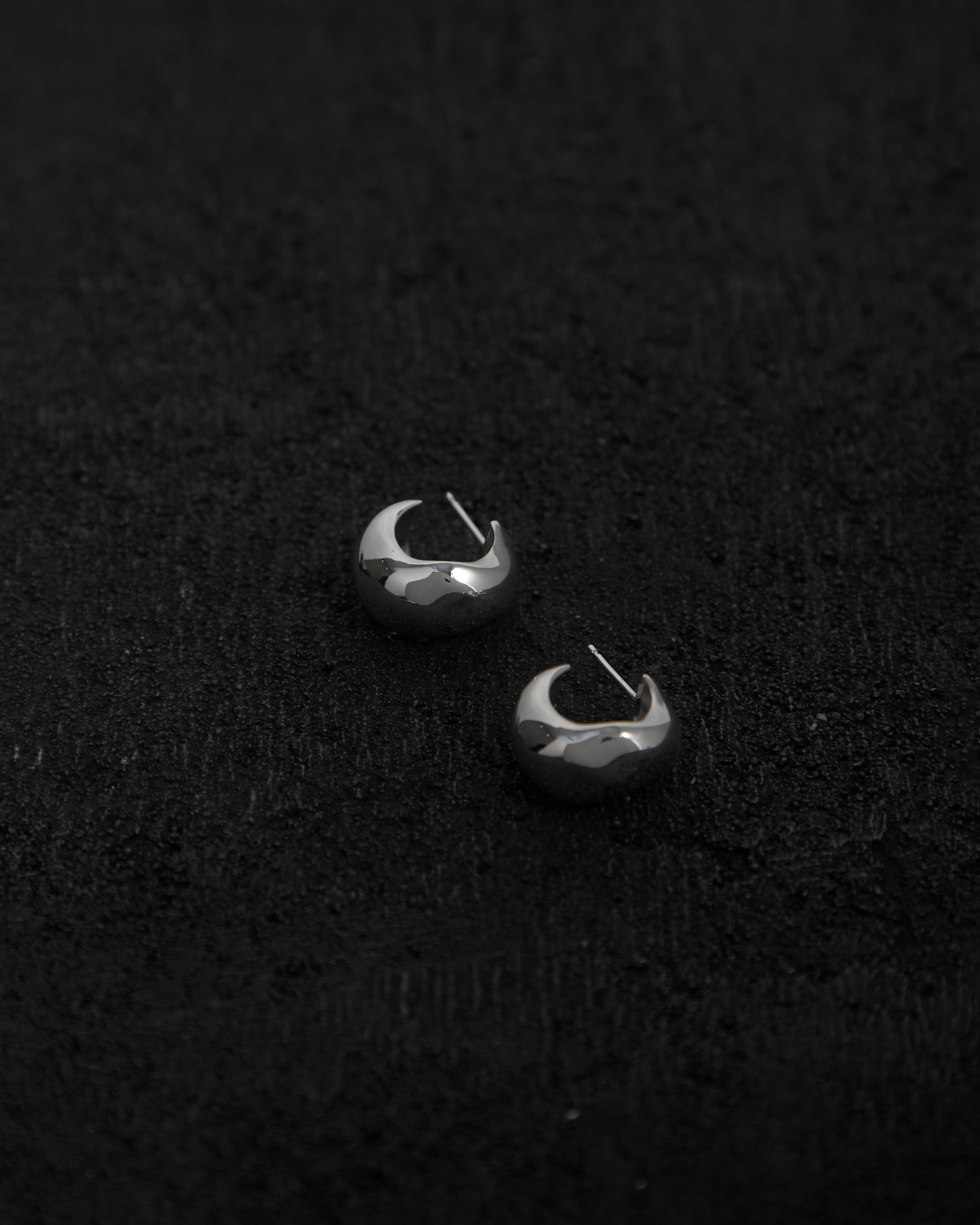 AGMES☆ SMALL CELIA HOOPSルーフピアス Small Celia Hoops