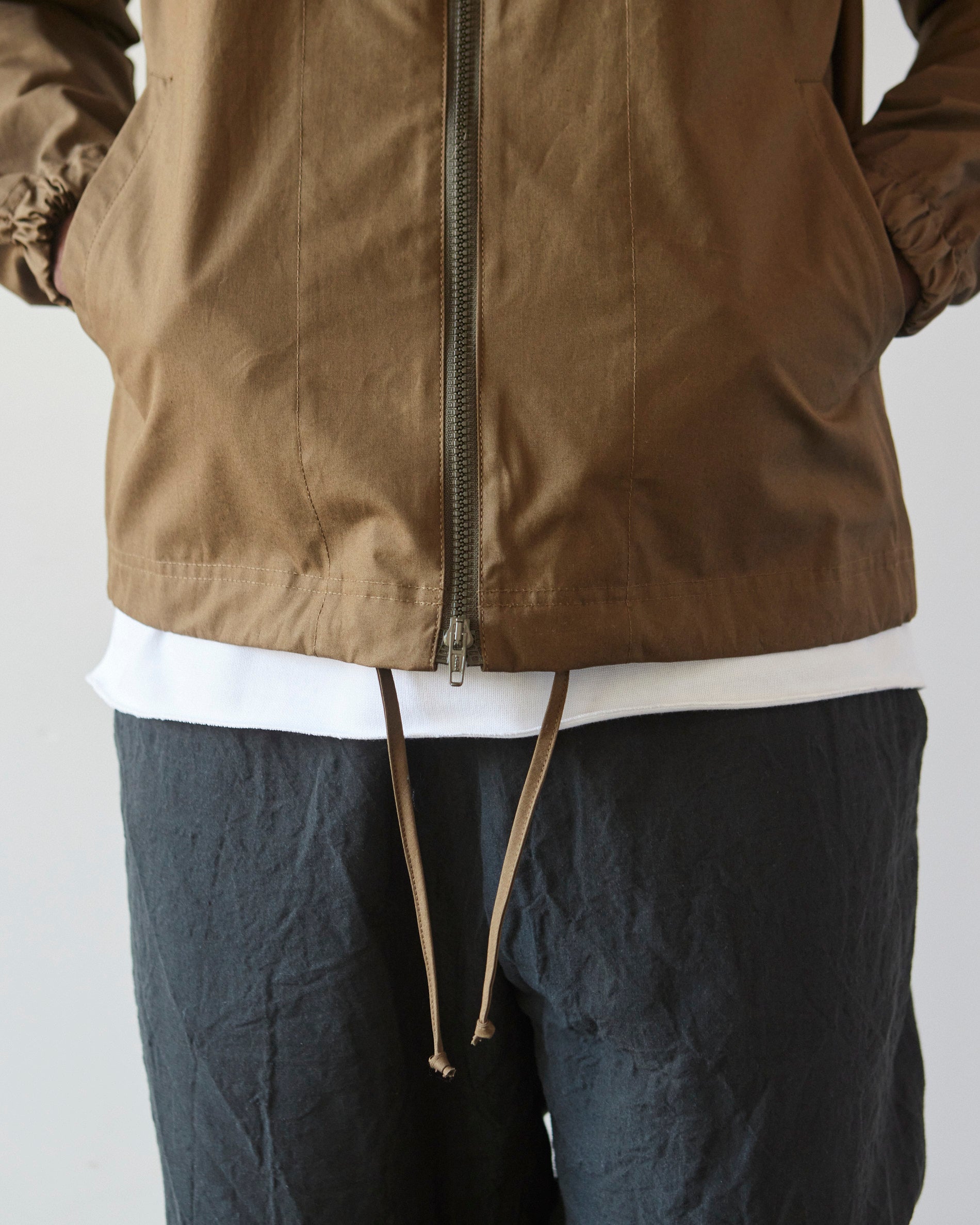 Arpenteur Kaolin Parka, Olive – Glasswing