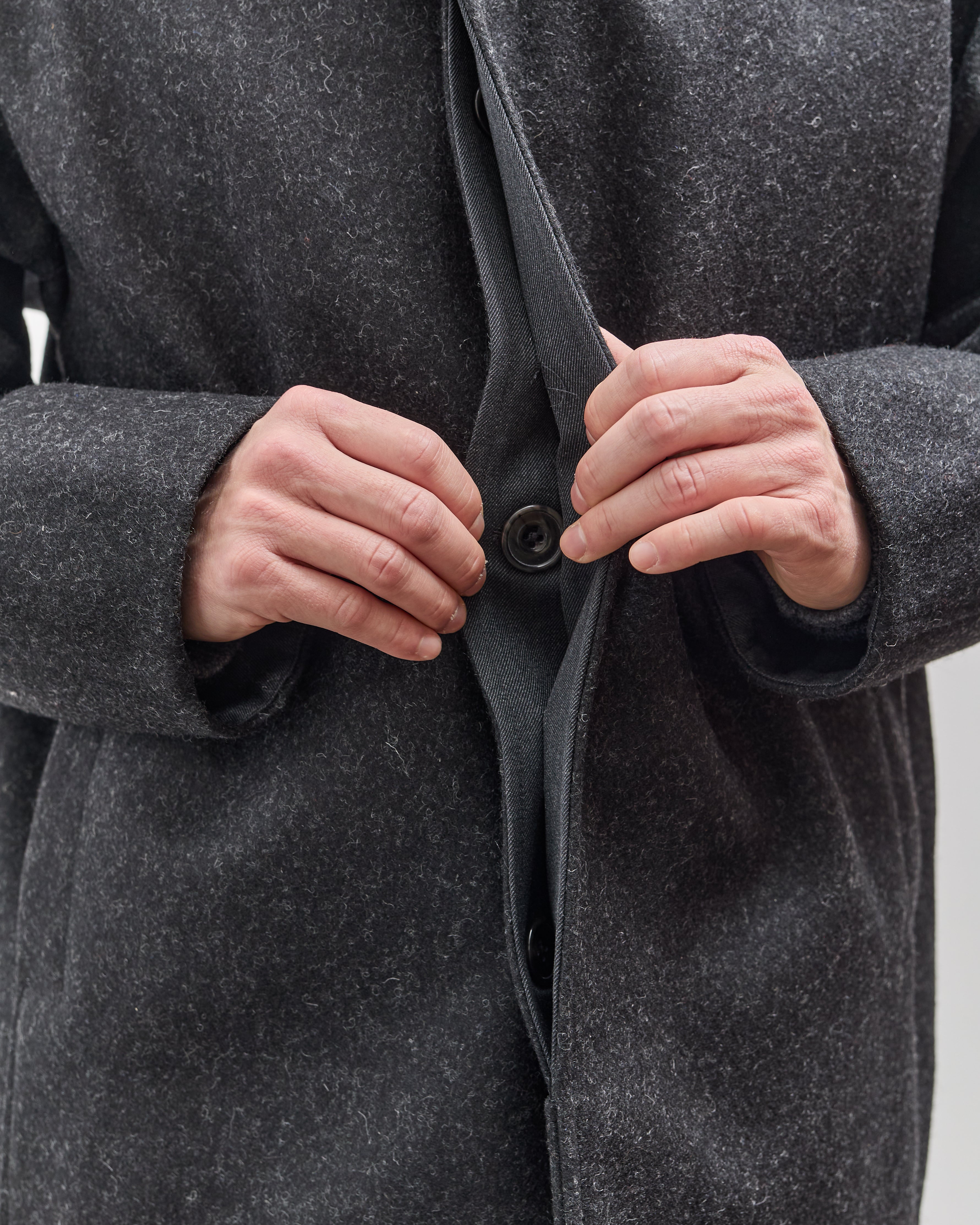 Arpenteur Atlas Jacket, Charcoal – Glasswing