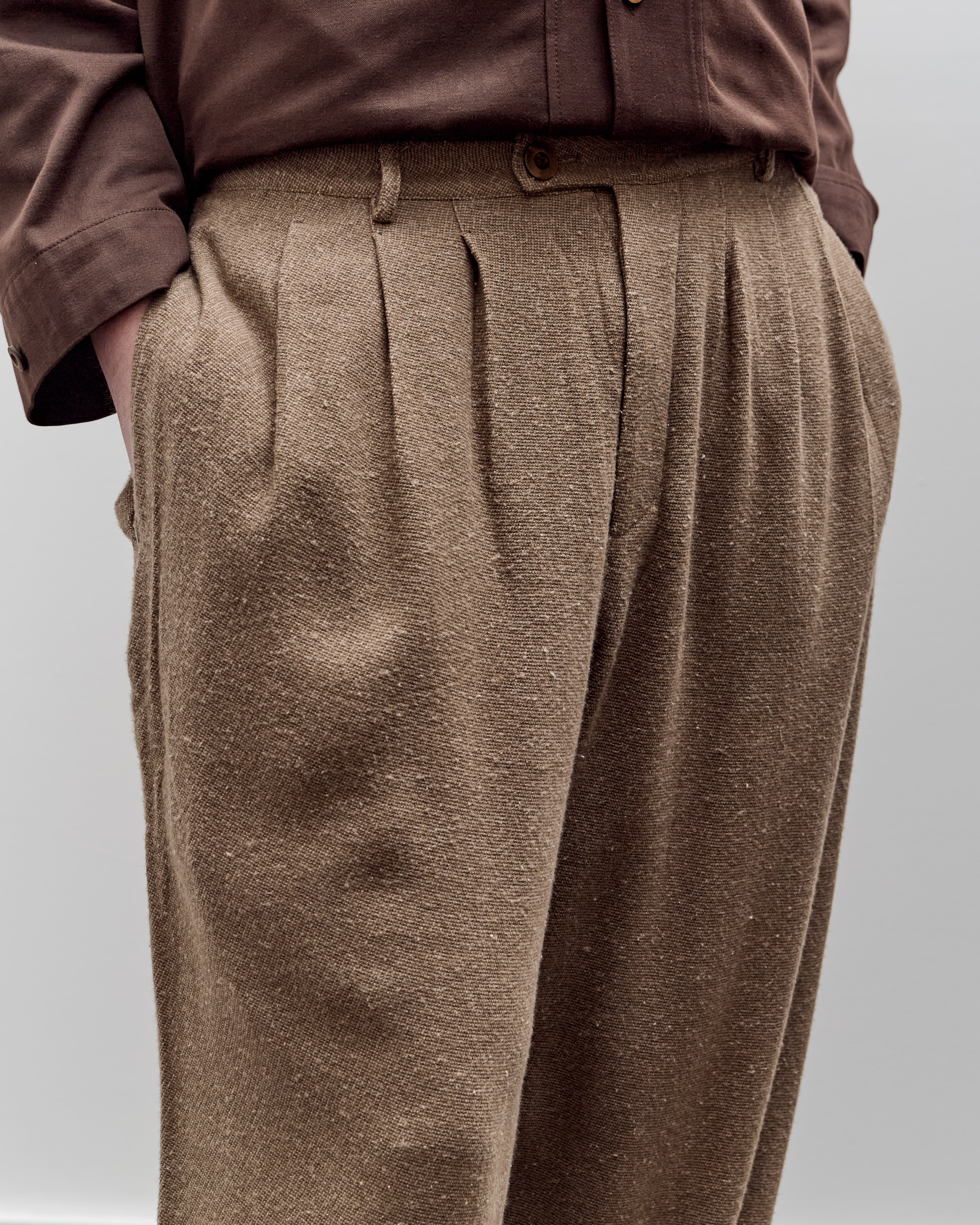 Triple Pleat Pant, Beige – Glasswing