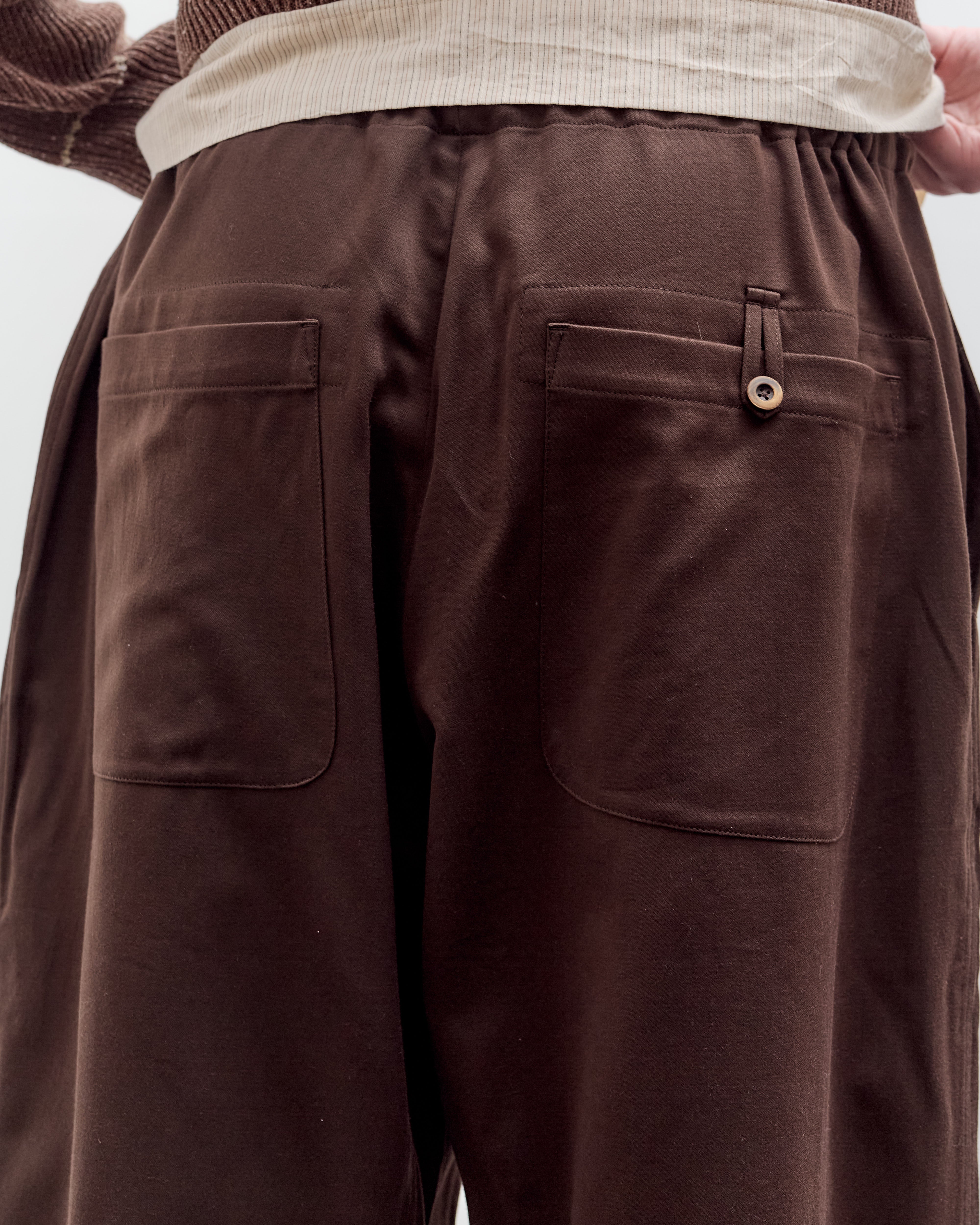 Aviva Jifei Xue Drawstring Pants, Chocolate – Glasswing