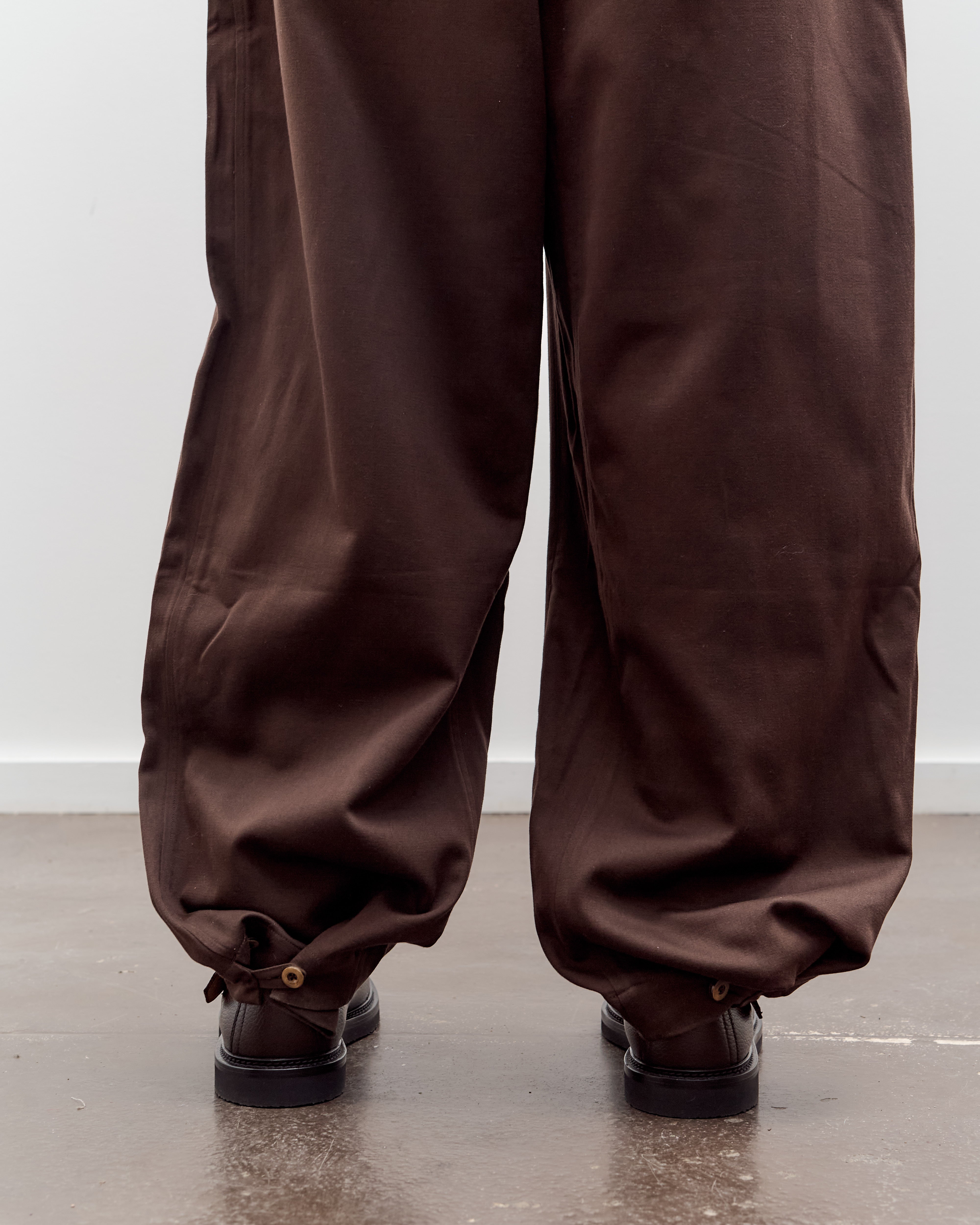 Aviva Jifei Xue Drawstring Pants, Chocolate – Glasswing