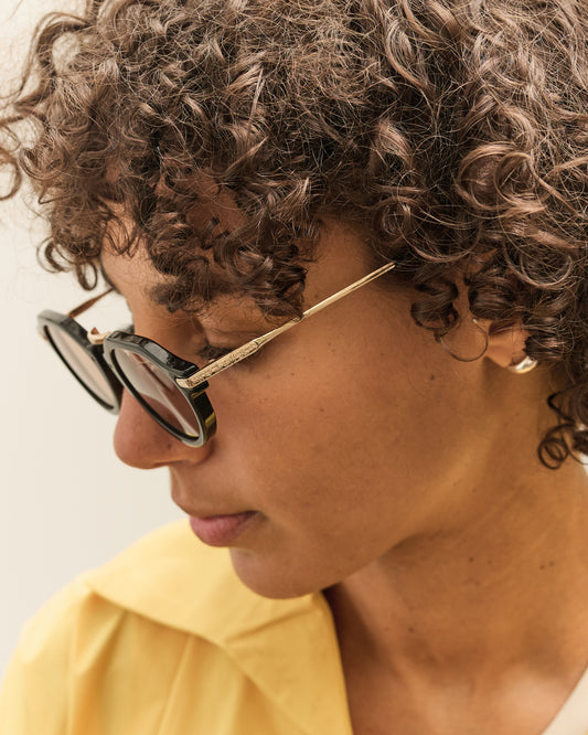 Ayame Jura Sunglasses, Black