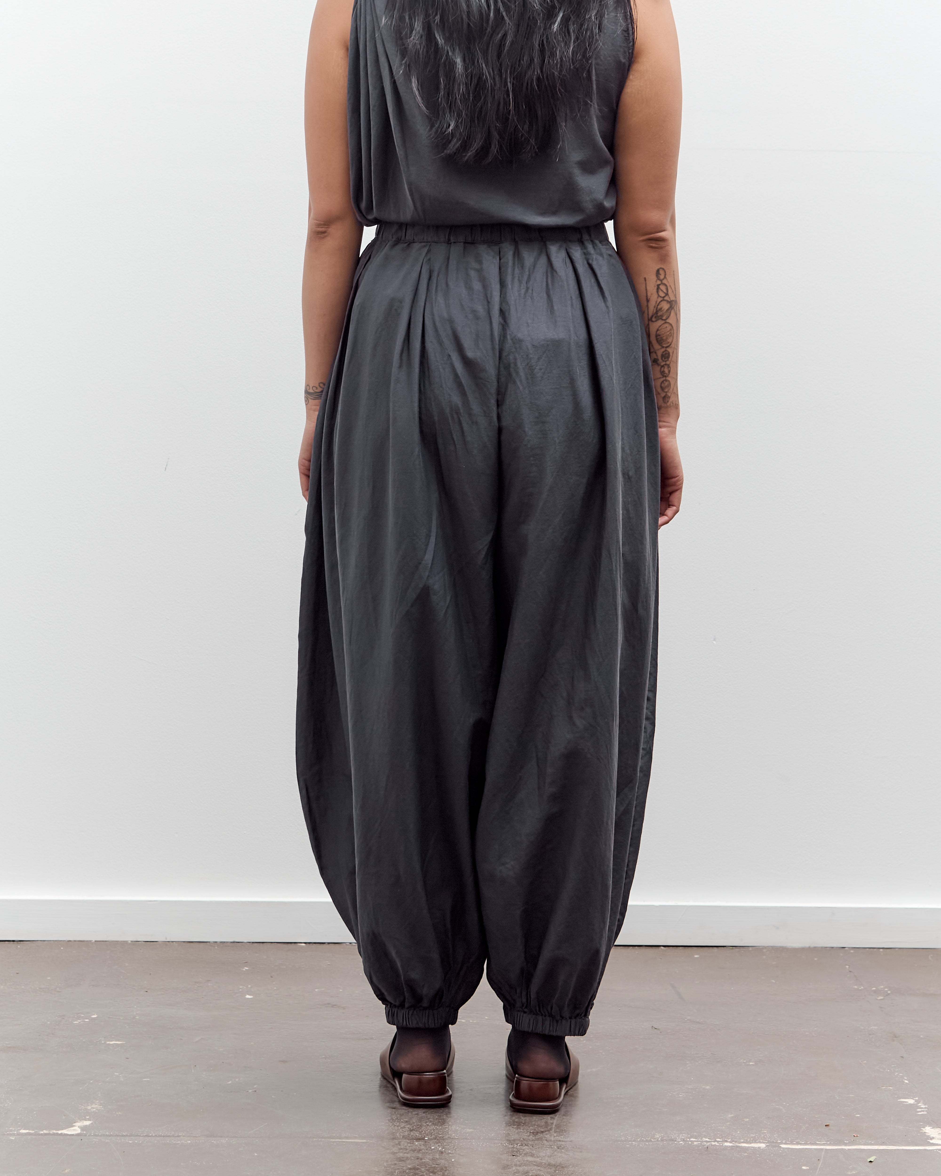 AKARI TACHIBANA U trouser ヘンプ　パンツ　ブラック Black Crane Akari Pants, Faded Black – Glasswing