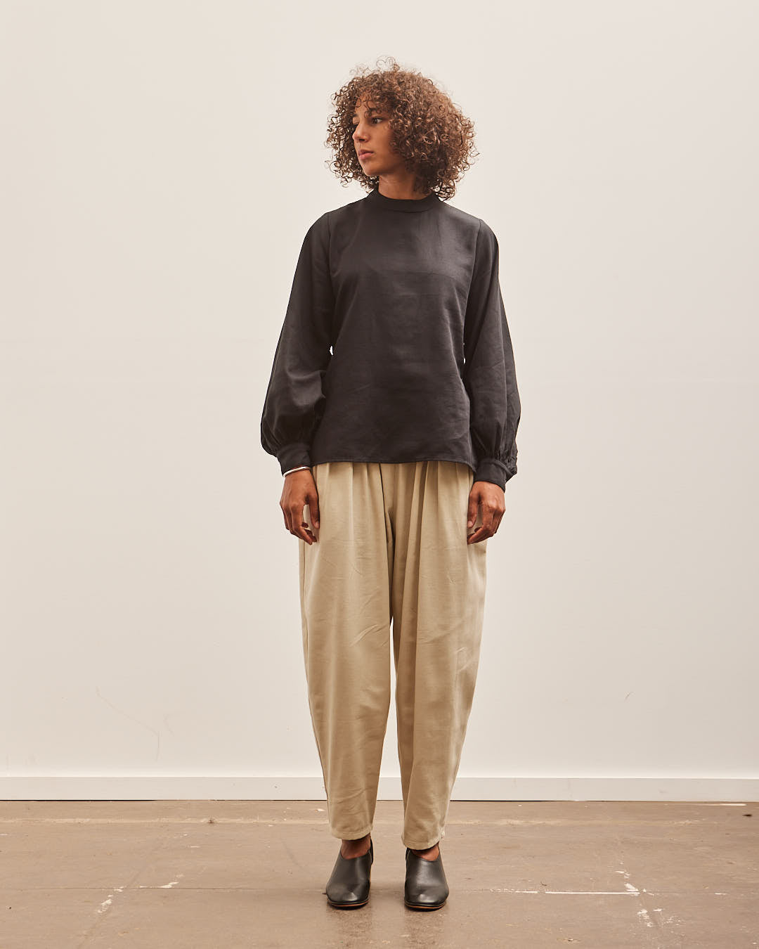 BEAMS - 最終価格BLACK CRANE BALLOON SLEEVE BLOUSE Balloon Sleeve Blouse by Black Crane- La Garçonne